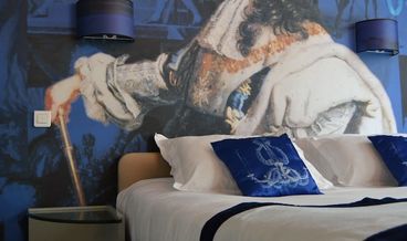 afbeelding van deluxe double room, 1 bedroom, non smoking, 1 king bed and 2 large twin beds : Room Only