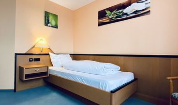 afbeelding van Basic Double Room-2 Large Twin Beds Free WiFi Free self parking