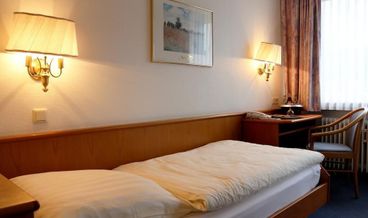 afbeelding van Comfort Double Room-1 Queen Bed Free WiFi Free self parking