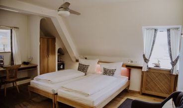 afbeelding van Klassieke tweepersoonskamer, 1 kingsize bed