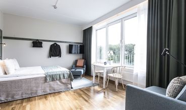 afbeelding van Studio (Medium)-1 Queen Bed Non Refundable Free WiFi Full kitchen