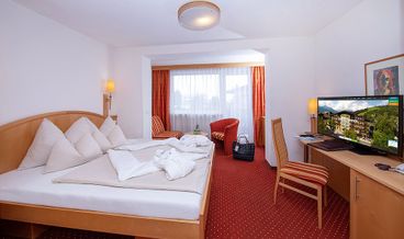 afbeelding van Standard Double Room-1 King Bed Free WiFi Breakfast buffet Free parking