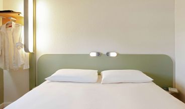 afbeelding van Triple Room, Multiple Beds-1 Double Bed and 1 Twin Bunk Bed Free WiFi Free self parking