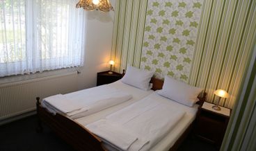 afbeelding van Basic Double Room-1 King Bed Free WiFi Free self parking Free breakfast