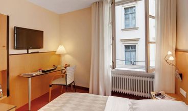 afbeelding van Comfort Double Room, City View-1 Queen Bed Free WiFi Free breakfast