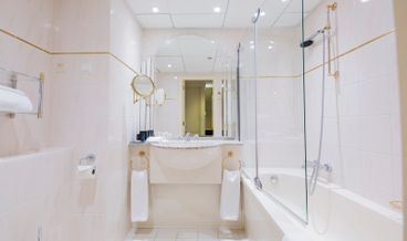 afbeelding van Charming Landzijde
