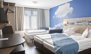 afbeelding van Double Room-1 Double Bed and 1 Twin Sofa Bed Non Refundable Free WiFi Free self parking