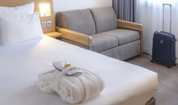afbeelding van Classic Double Room, 1 Double Bed with Sofa bed-1 Double Bed and 1 Double Sofa Bed Non Refundable Free self parking Free WiFi