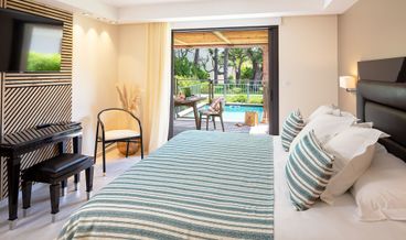 afbeelding van Superior Double Room, Terrace, Sea View-1 King Bed Free WiFi Free valet parking Free self parking Continental breakfast