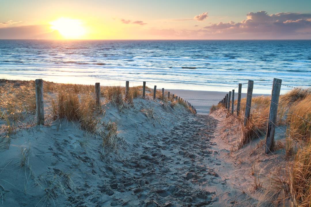 Hotel aan zee in Nederland