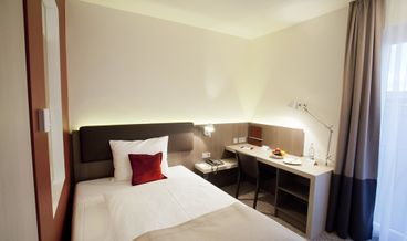 afbeelding van Room (Small, 1 French Bed)-1 Queen Bed Non Refundable Free WiFi Free breakfast