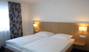 afbeelding van Double or Twin Room-2 Twin Beds Free WiFi Free self parking