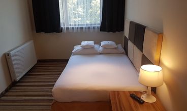 afbeelding van Double Room (small)-1 Double Bed Non Refundable Free WiFi Free parking