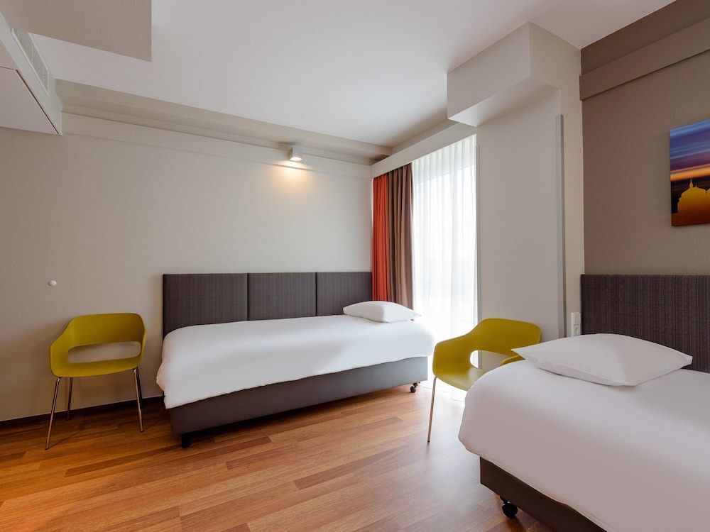 afbeelding van Standaard kamer, 2 eenpersoonsbedden