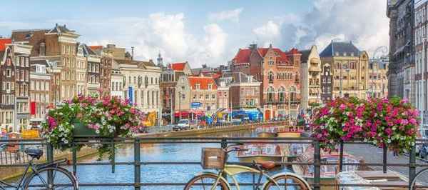 Hotels nabij Duivendrecht