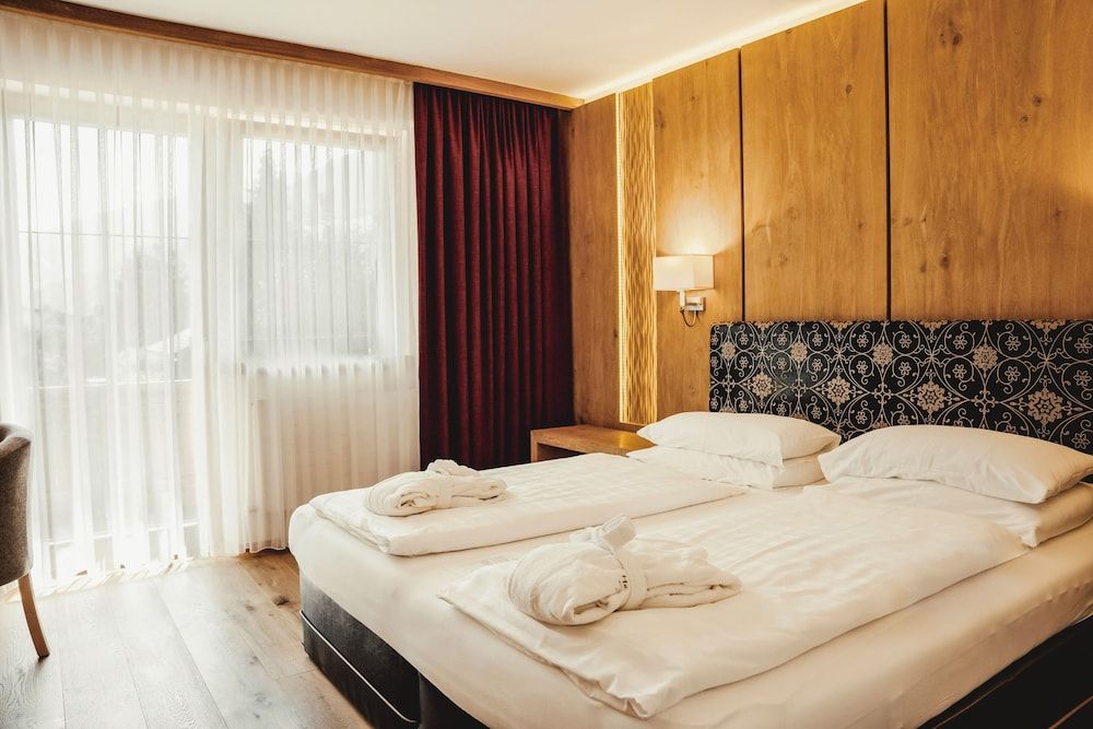 afbeelding van Familie suite, 2 slaapkamers, balkon, uitzicht op bergen (Eiche)