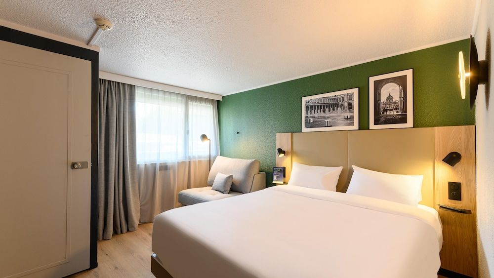 afbeelding van Standaard kamer, 1 queensize bed met slaapbank