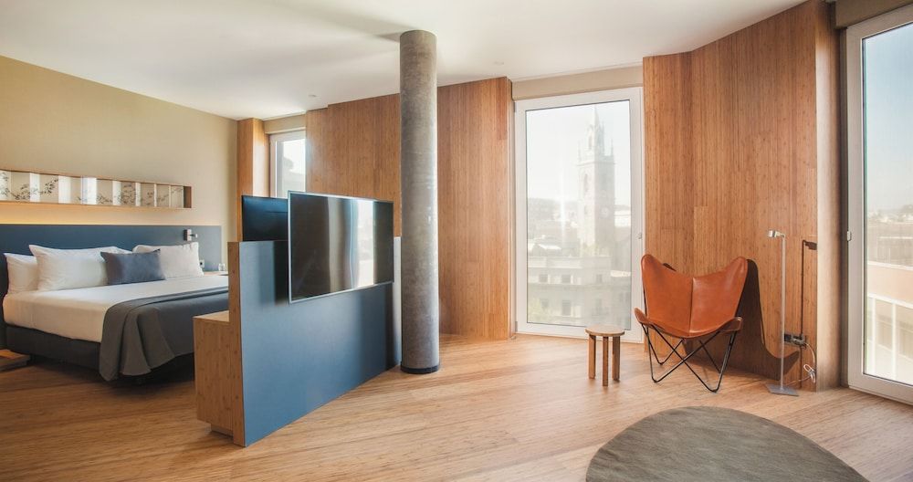 afbeelding van Suite (Sagrada Familia)