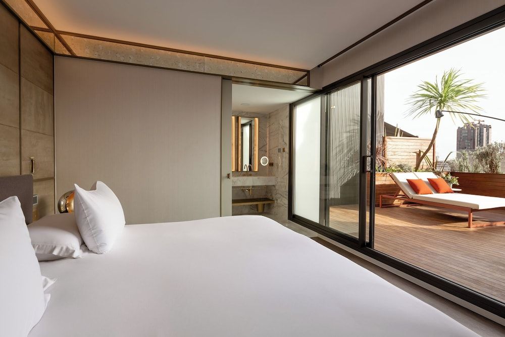 afbeelding van Presidentiële suite, 2 slaapkamers, terras, uitzicht op stad