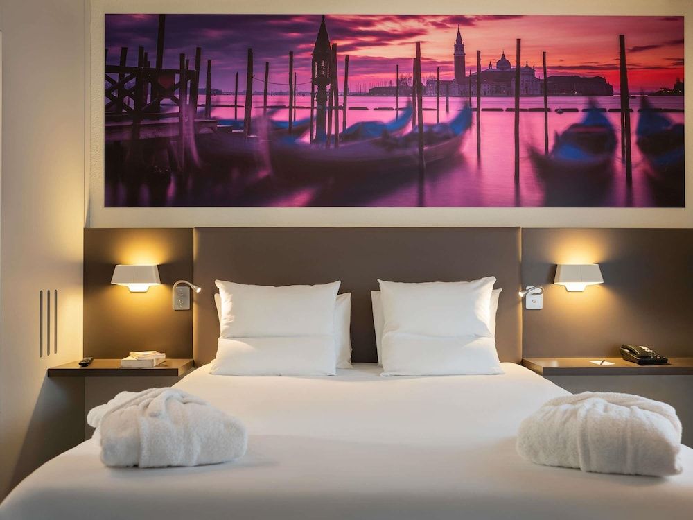 afbeelding van Executive suite, 1 queensize bed met slaapbank