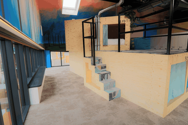 PJs - Slaapzaal met tweepersoonsbed - ROOM