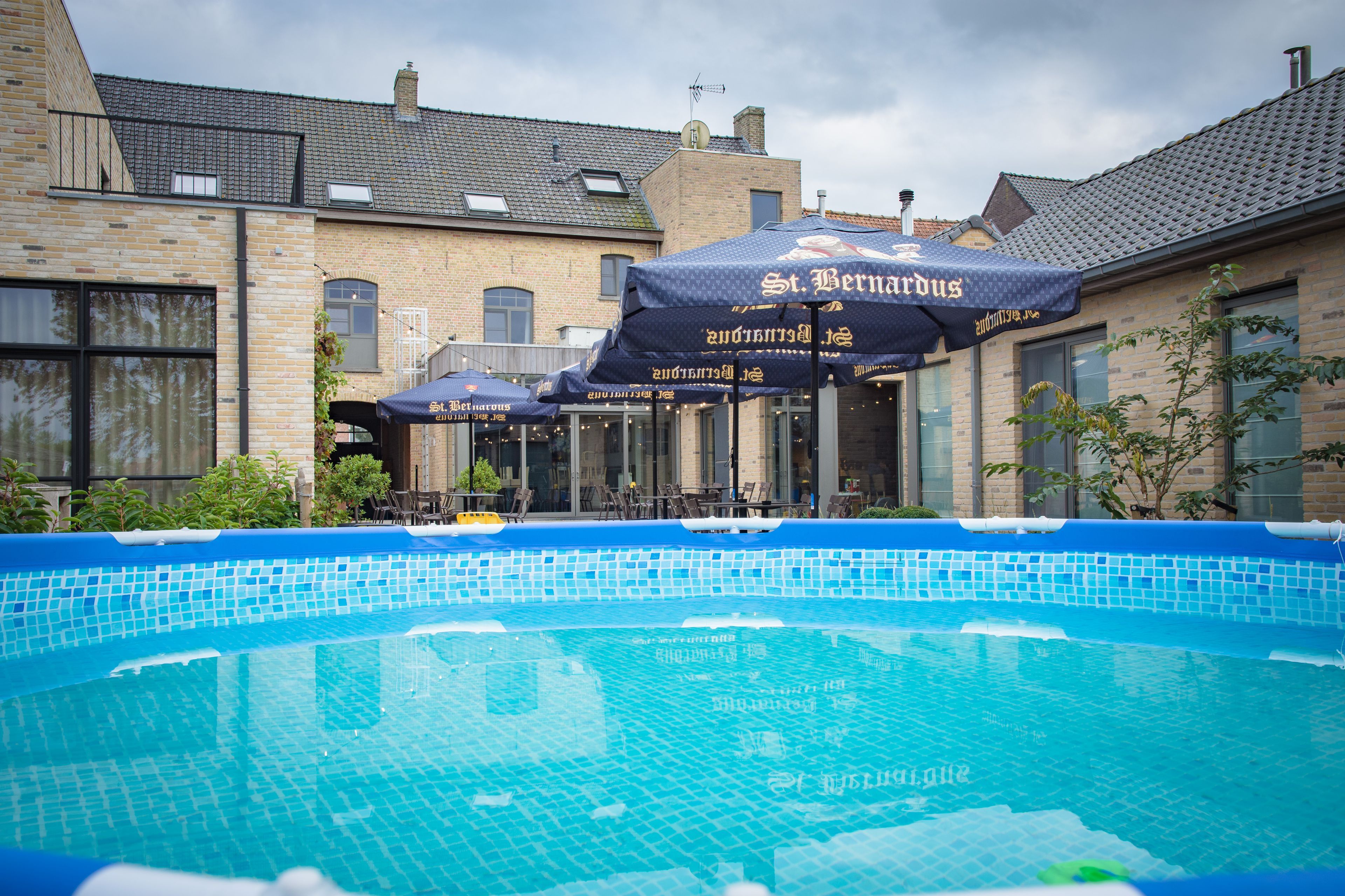 't Oud Gemeentehuis Poelkapelle in Poelkapelle de beste aanbiedingen!