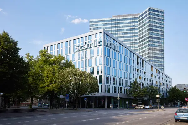 Scandic Hamburg Emporio - Standaard Kamer - FRONT