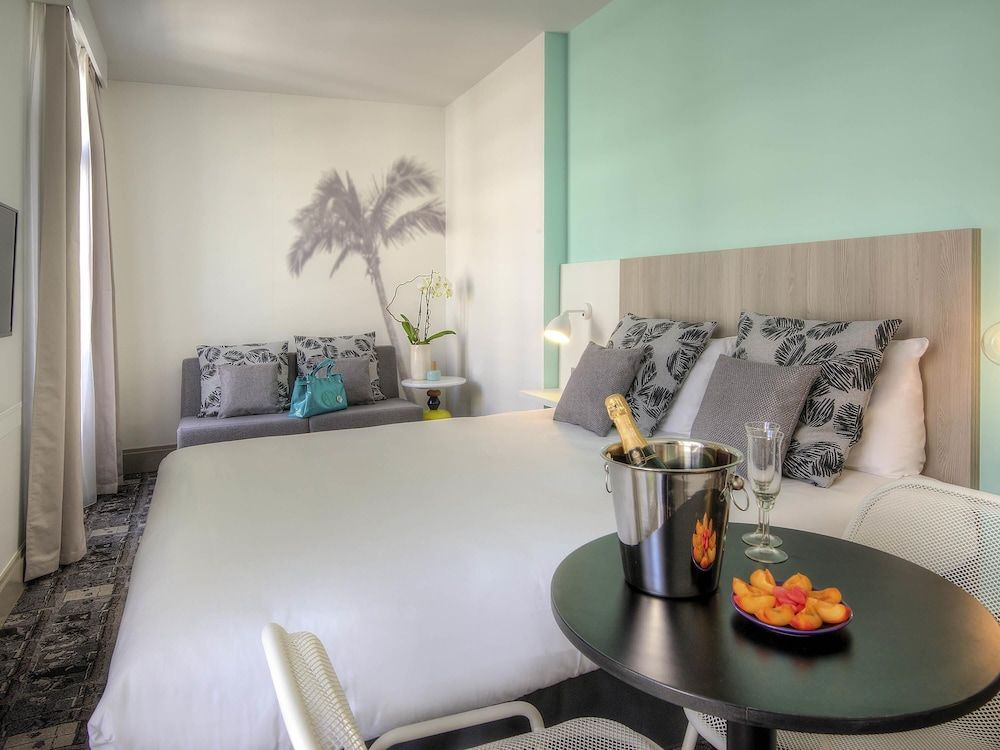 afbeelding van Standaard kamer, 1 tweepersoonsbed met slaapbank