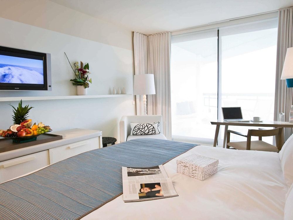 afbeelding van Klassieke kamer, 1 kingsize bed, terras, gedeeltelijk uitzicht op zee