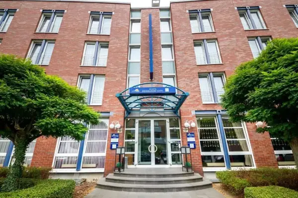 HK Hotel Düsseldorf City - Voordeel Special - FRONT
