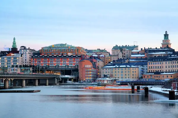 Hilton Stockholm Slussen - Deluxe kamer, 2 eenpersoonsbedden - GENERAL