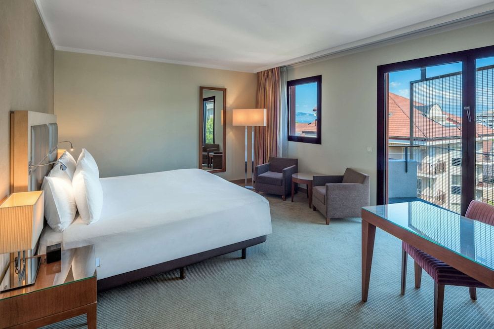afbeelding van Room, 1 King Bed, Partial View