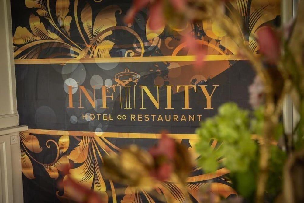 Hotel & Restaurant Infinity in Zwolle - de beste aanbiedingen!