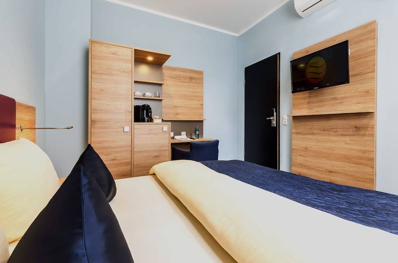 Comfort Hotel Frankfurt Airport West Park Sleep & Fly www.hotelspecials.nl