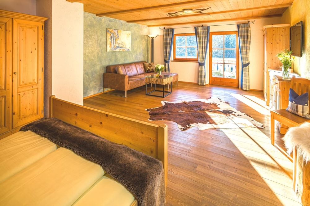 afbeelding van Junior suite, 1 tweepersoonsbed, balkon, uitzicht op bergen (with Sofabed)