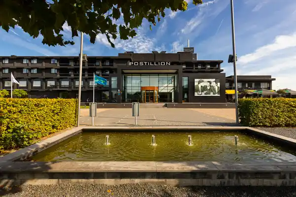 Postillion Hotel Dordrecht - Standaard Kamer - FRONT