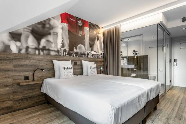 Hotel Velotel Brugge - Classic Twin Kamer - ROOM