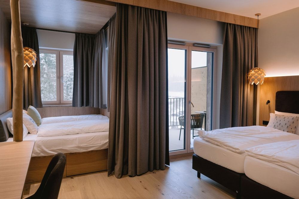 afbeelding van Deluxe driepersoonskamer, niet-roken, balkon