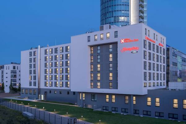 Hilton Garden Inn Munich City Centre West, Germany - Kamer, 1 queensize bed - GENERAL
