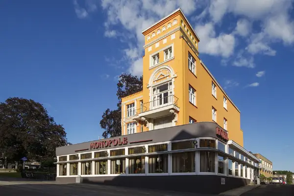 Grand Hotel Monopole - Lente Sale - FRONT