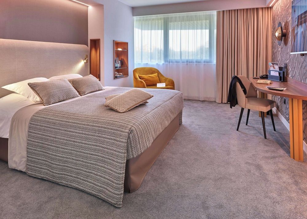 afbeelding van Premium kamer, 1 kingsize bed, niet-roken, uitzicht op golfbaan (Larger Room)