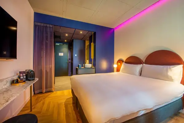 Hotel VIC - Deluxe kamer - ROOM