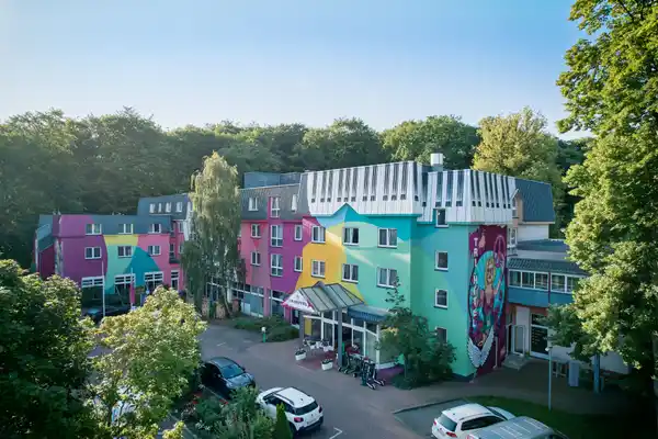 TRIHOTEL Rostock - Early Bird Herfst Sale - FRONT