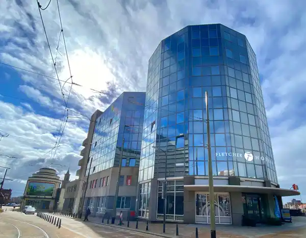 Fletcher Hotel-Restaurant Scheveningen - Nazomer Sale - FRONT