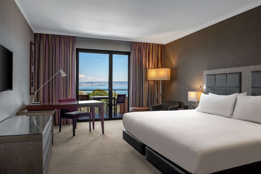 afbeelding van Executive kamer, 1 kingsize bed, uitzicht op meer (Spa)