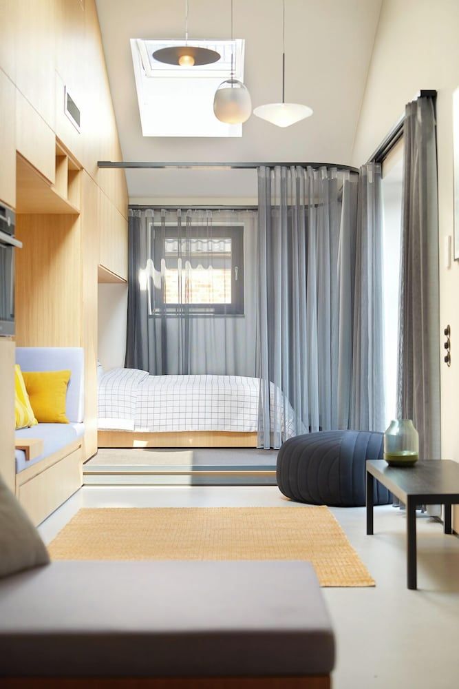 afbeelding van Standaard studio, 1 queensize bed met slaapbank, uitzicht op haven
