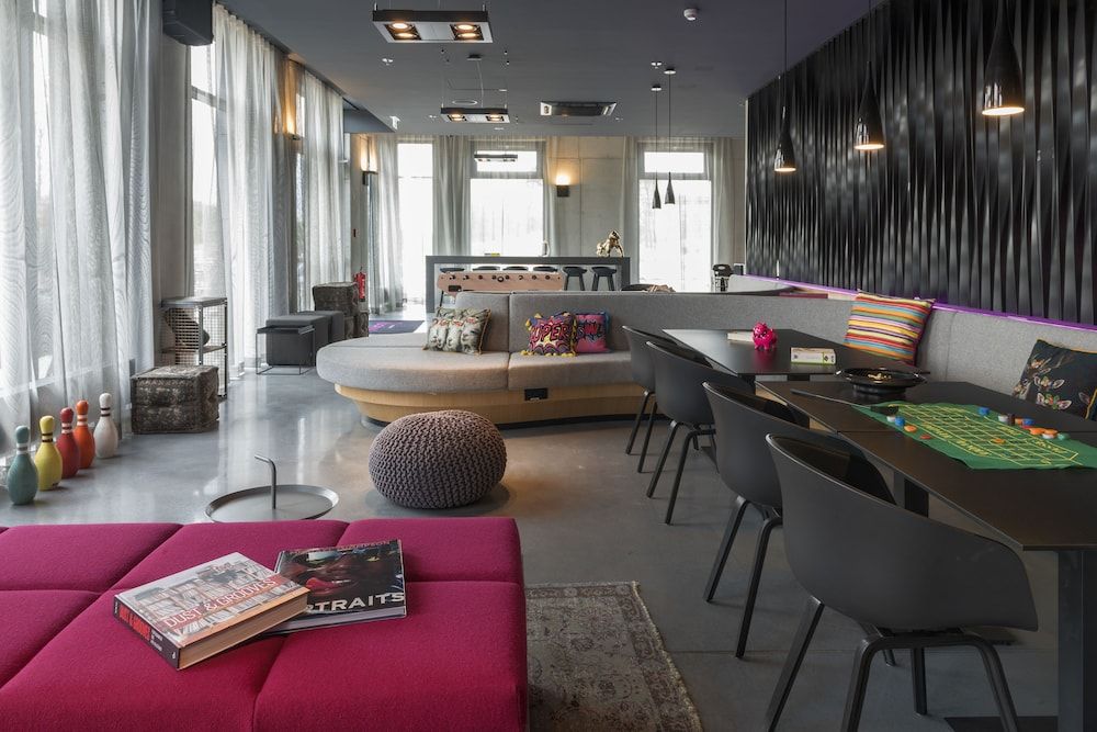 Moxy Frankfurt Airport Park Sleep & Fly www.hotelspecials.nl