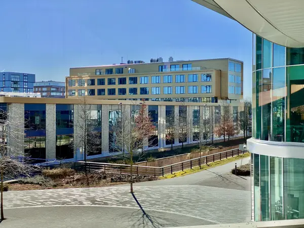 Fletcher Hotel-Restaurant ByZoo Emmen - Lente Sale - FRONT