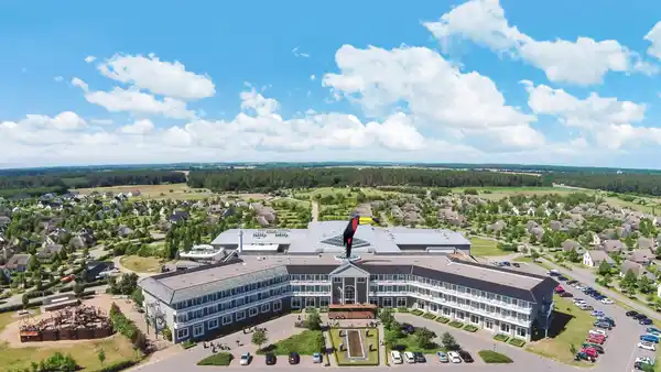 Van der Valk Resort Linstow - Zomer Sale - FRONT