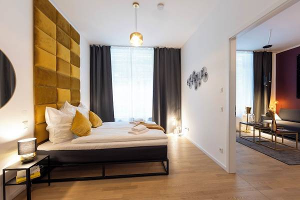Pure Berlin Luxury Apartments - Luxe studio suite, 1 slaapkamer, patio - GENERAL